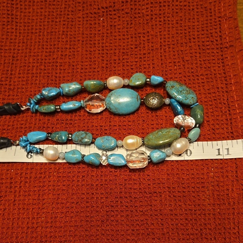 Turquoise and Pearl Beaded Necklace - Picture 4 of 7